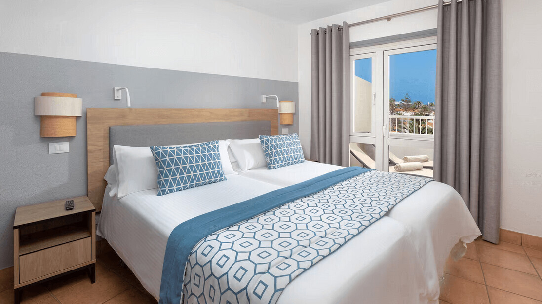 One Bedroom Apartment 